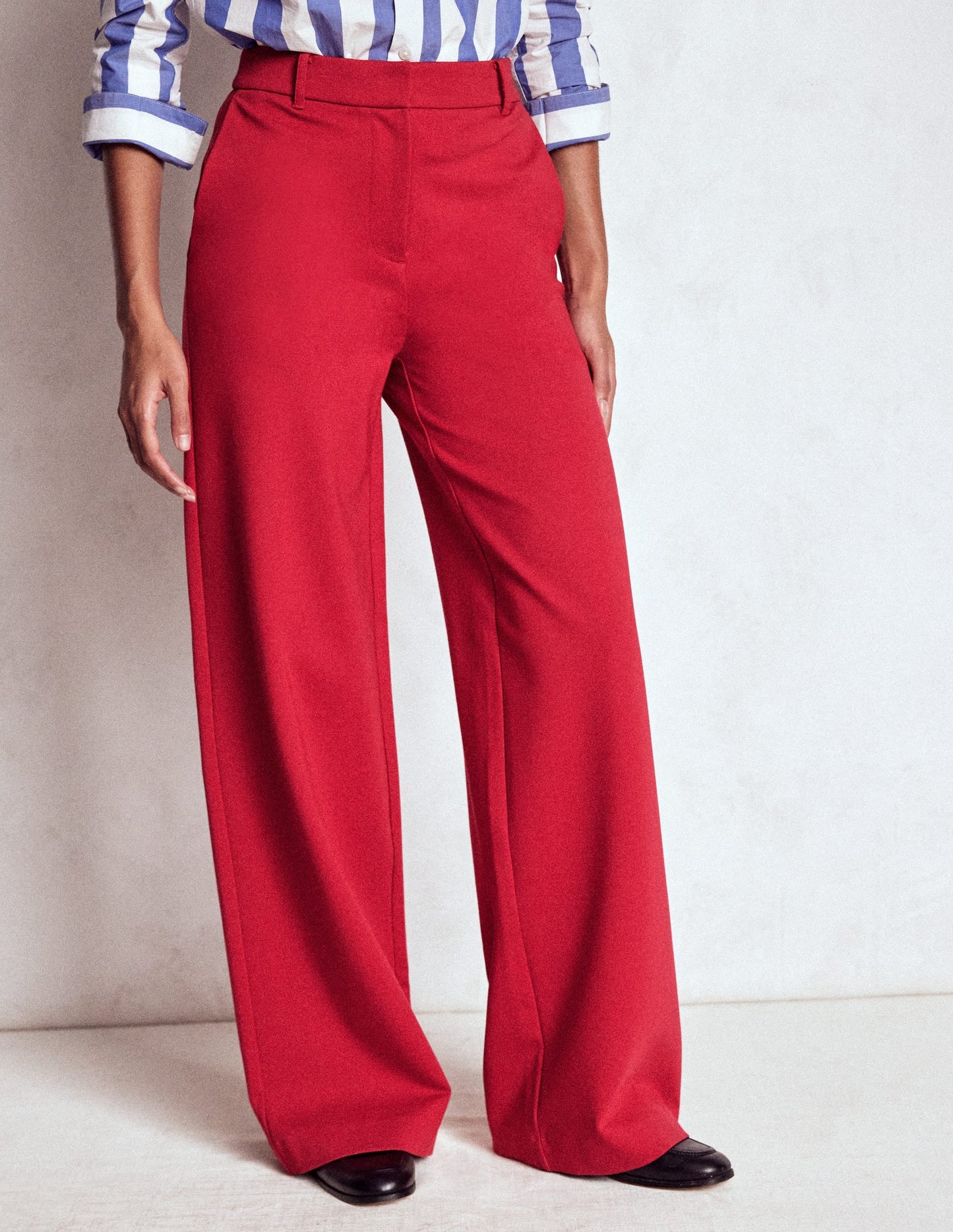 Belgravia Ponte Trousers-Carmine Red
