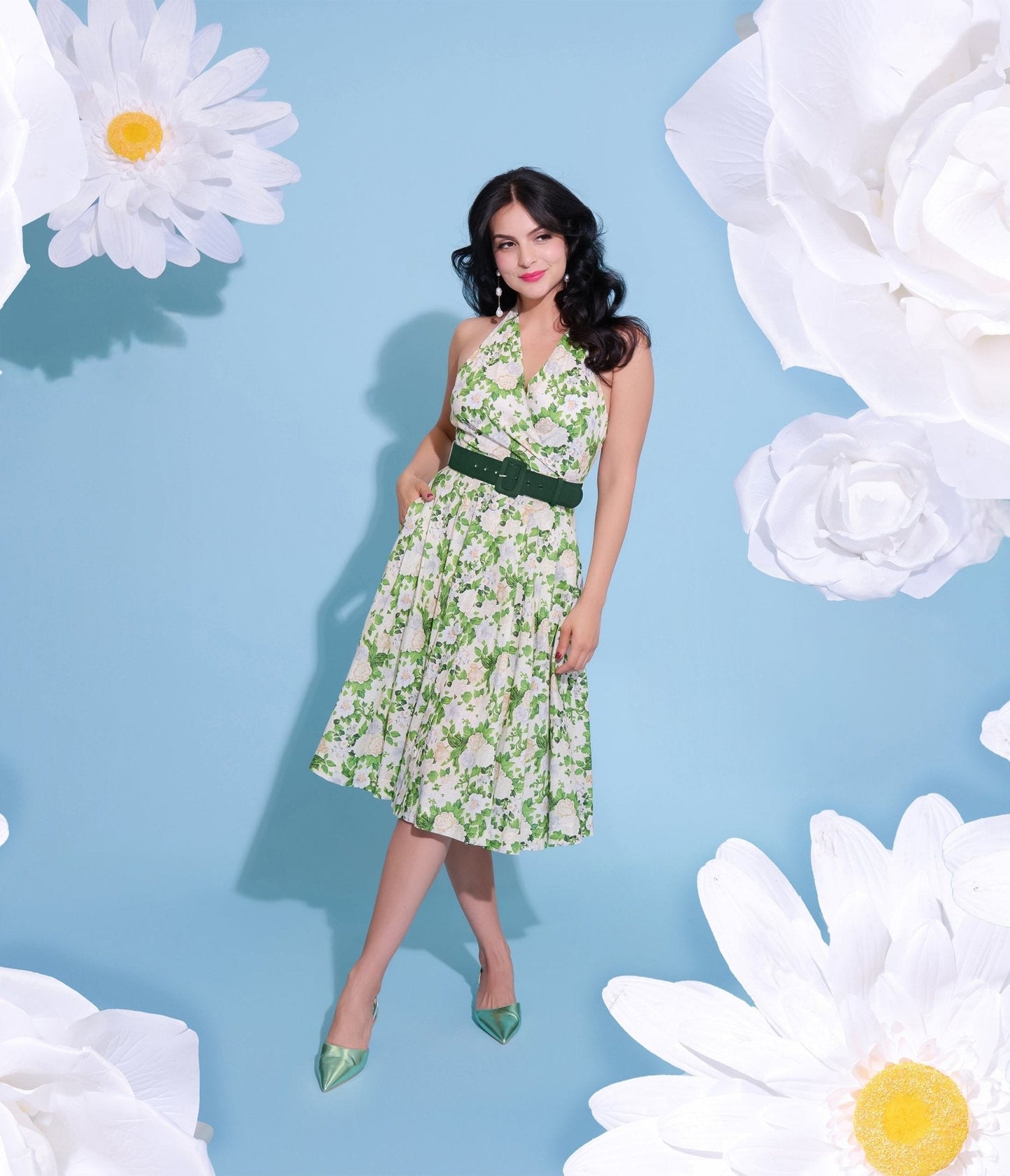 Unique Vintage White & Green Floral Tarrytown Hostess Dress
