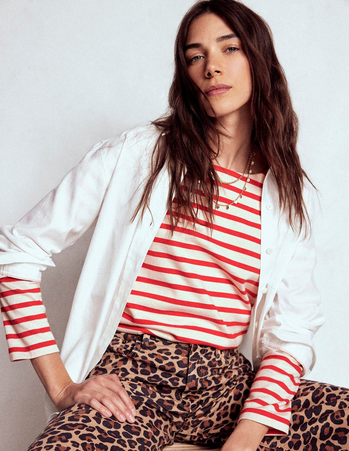 Button Mariner Breton-Ivory and Brilliant Red